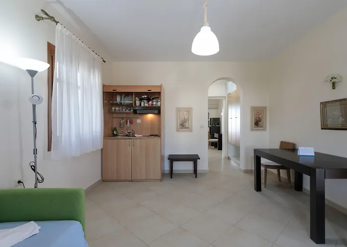 Aparthotel Margaritari 2*